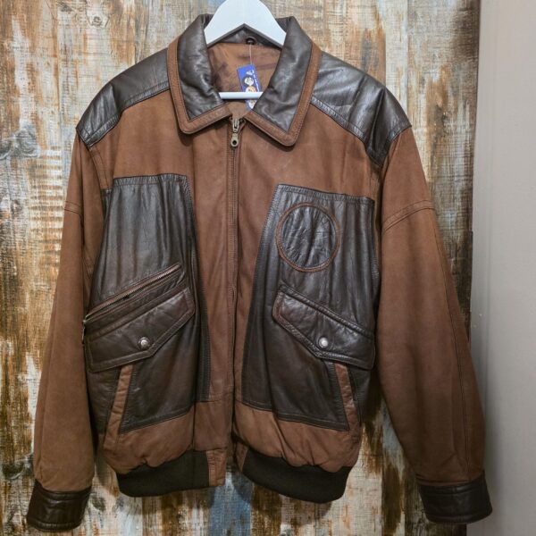 Giubbotto vintage in pelle modello bomber Aviator