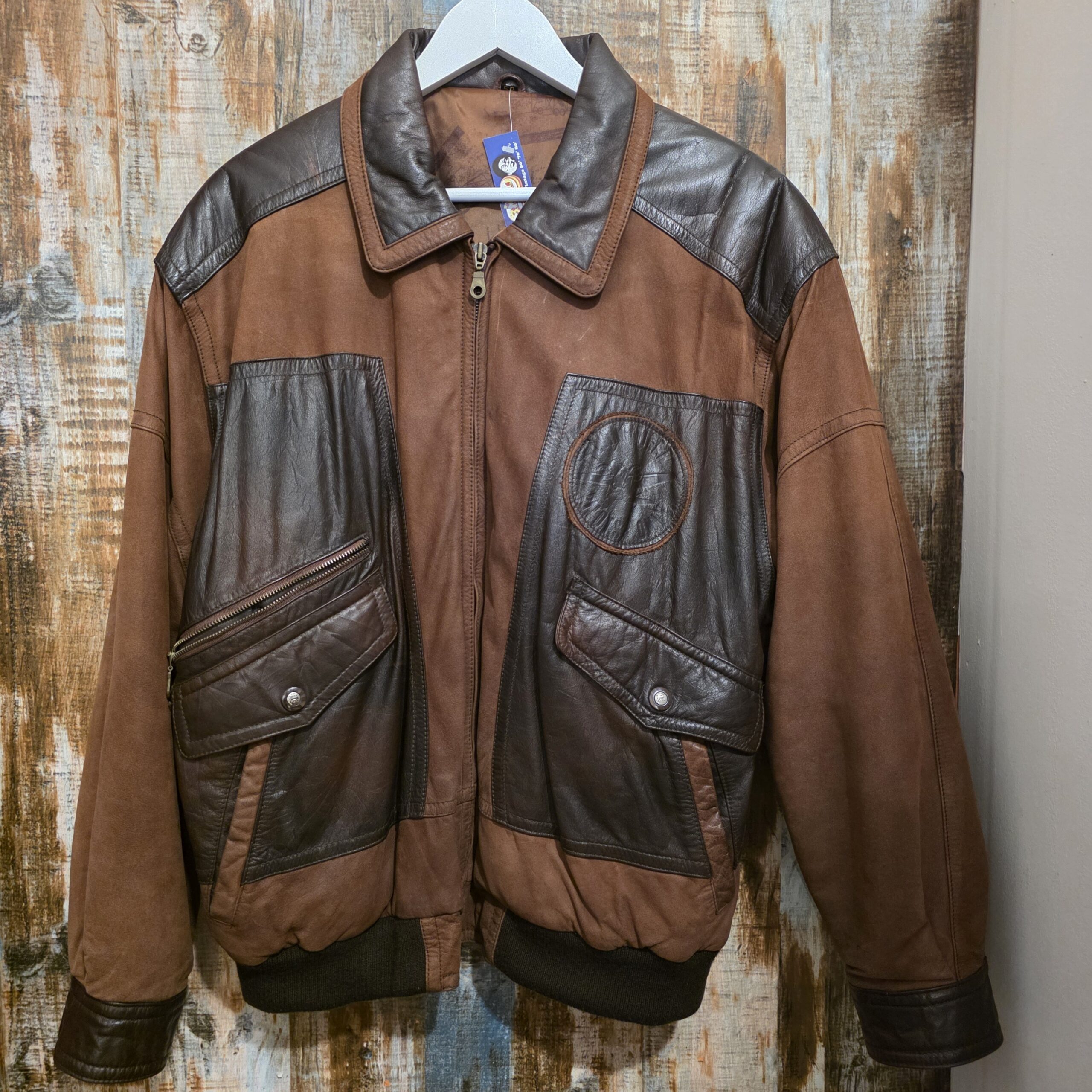 Giubbotto vintage in pelle modello bomber Aviator