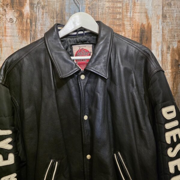 Giubbotto vintage in pelle Diesel modello bomber college