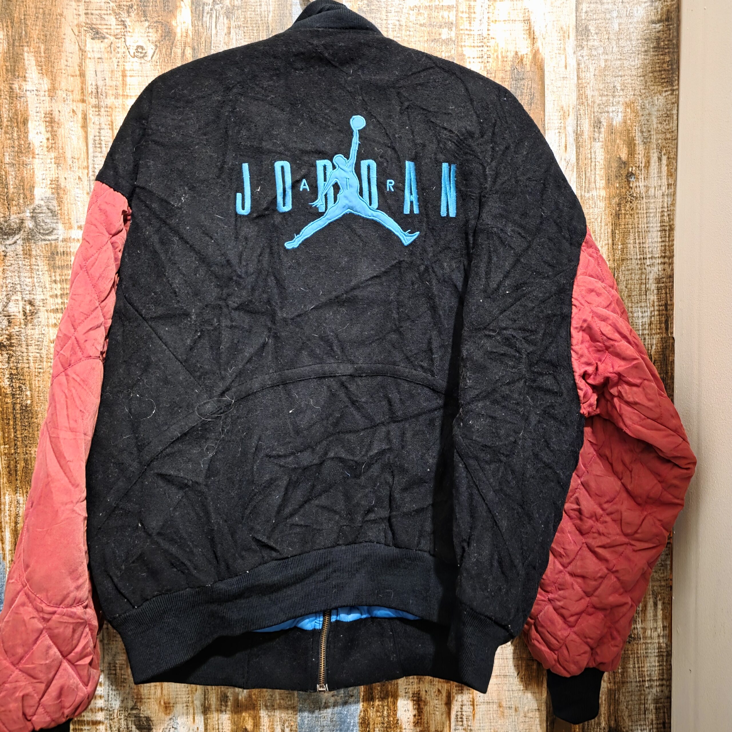 Vintage '90 Varsity Bomber Jordan Nike in lana