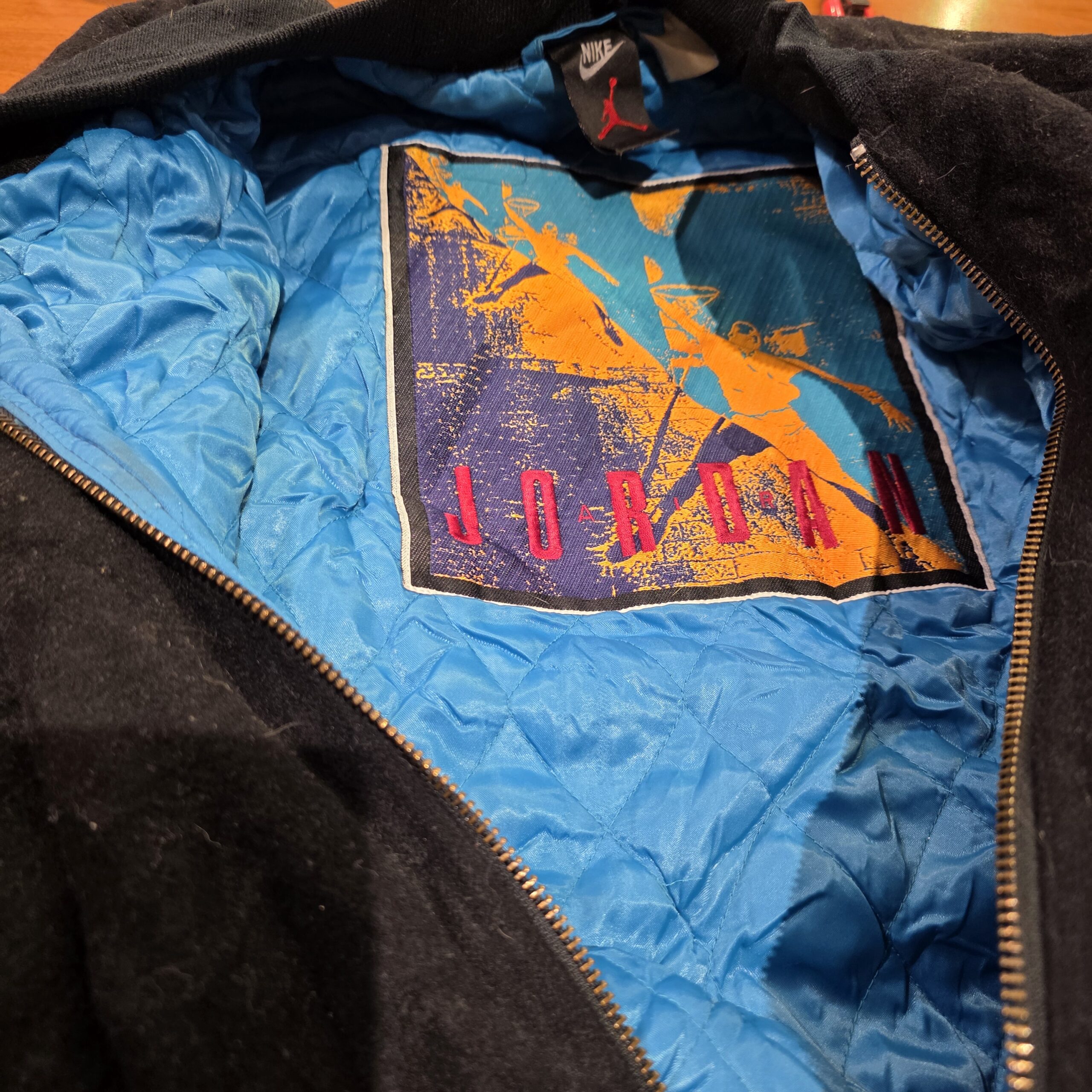 Vintage '90 Varsity Bomber Jordan Nike in lana Vintage '90 Varsity Bomber Jordan Nike in lana