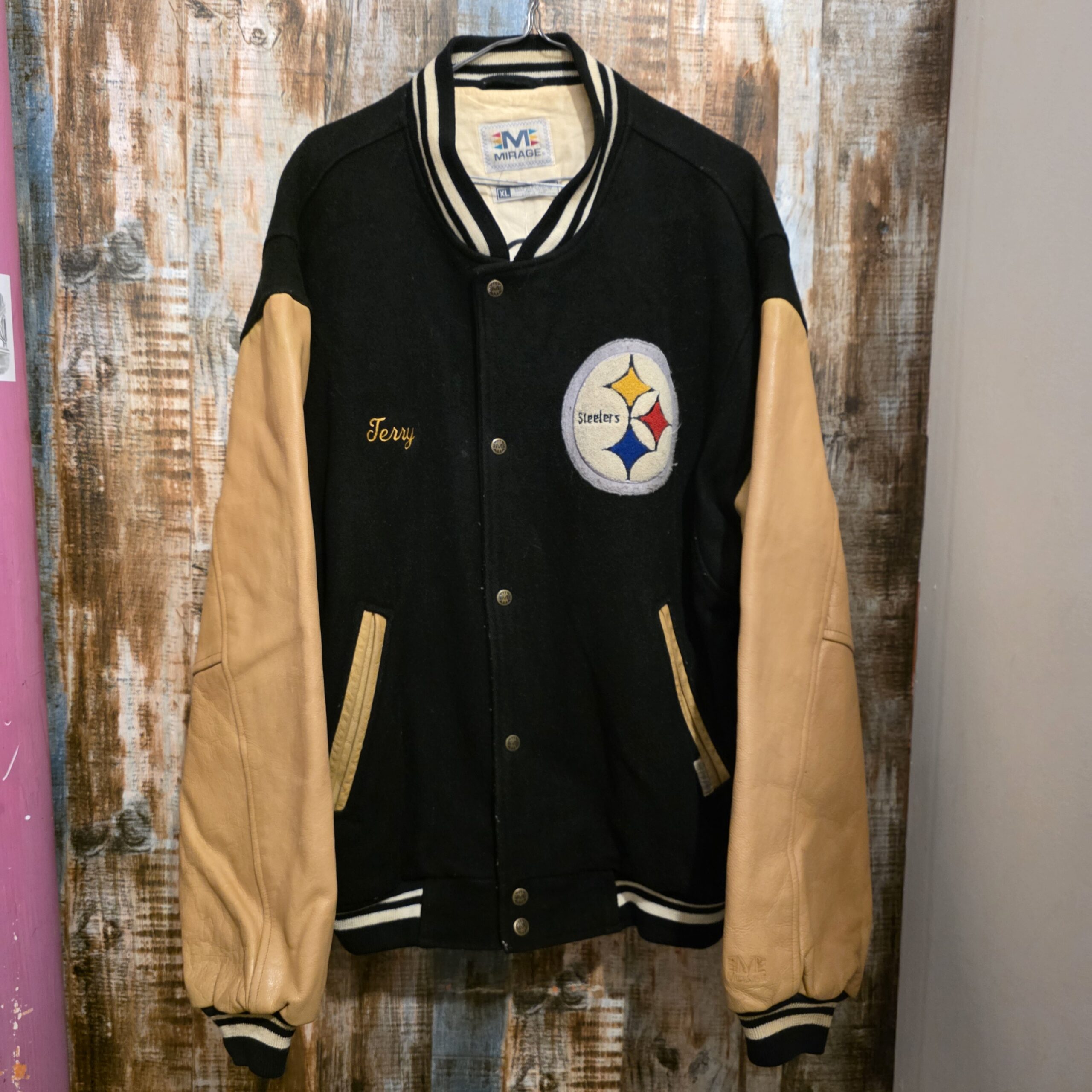 Vintage '80 Mirage NFL throwbacks bomber jacket Steelers Pittsburgh Vintage '80 Mirage NFL throwbacks bomber jacket Steelers Pittsburgh