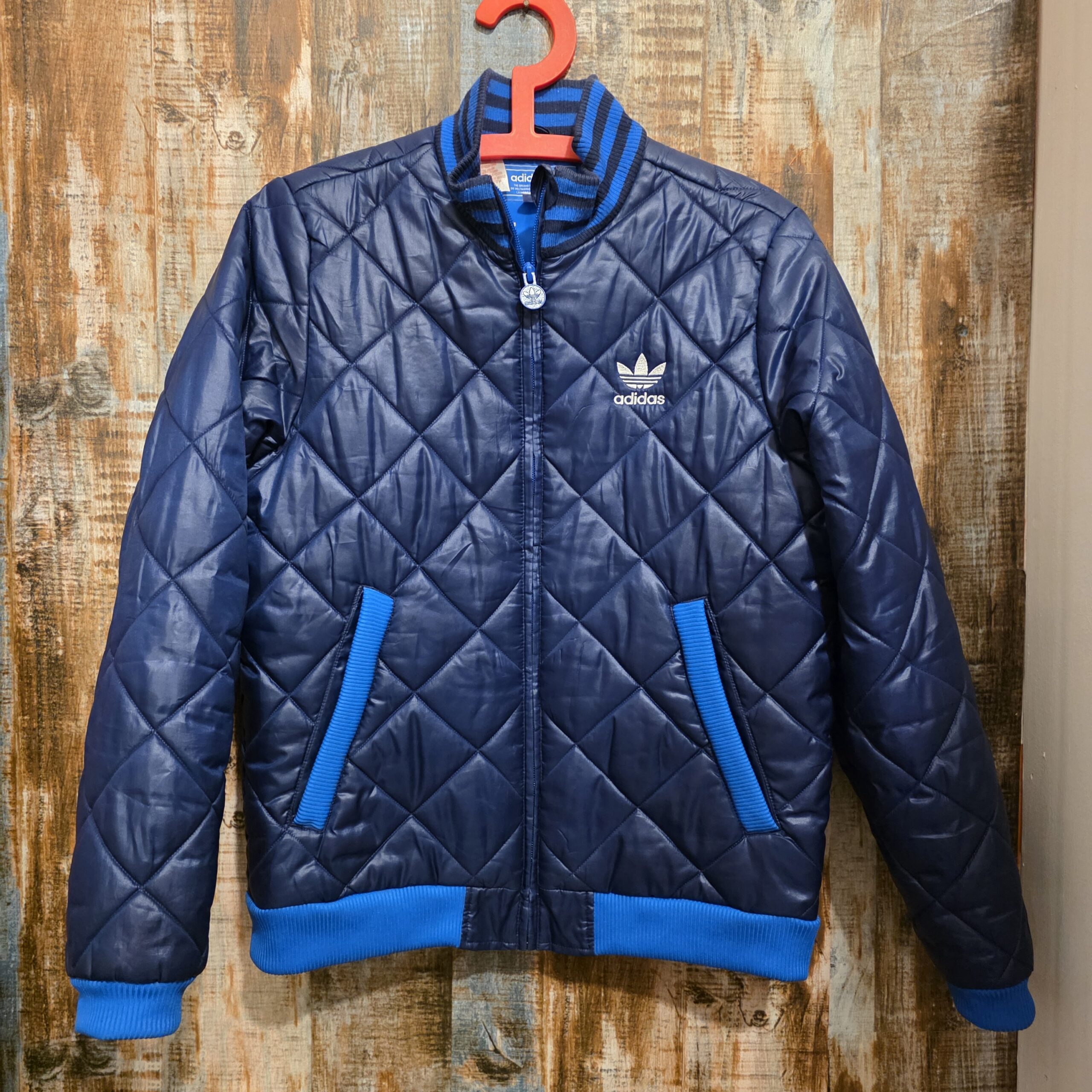 Vintage Adidas 00 puffer bomber